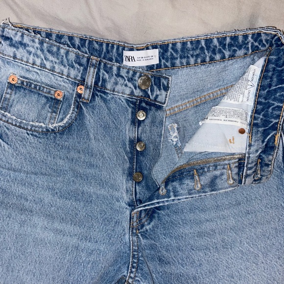 Zara jeans! Only worn once - Picture 3 of 5